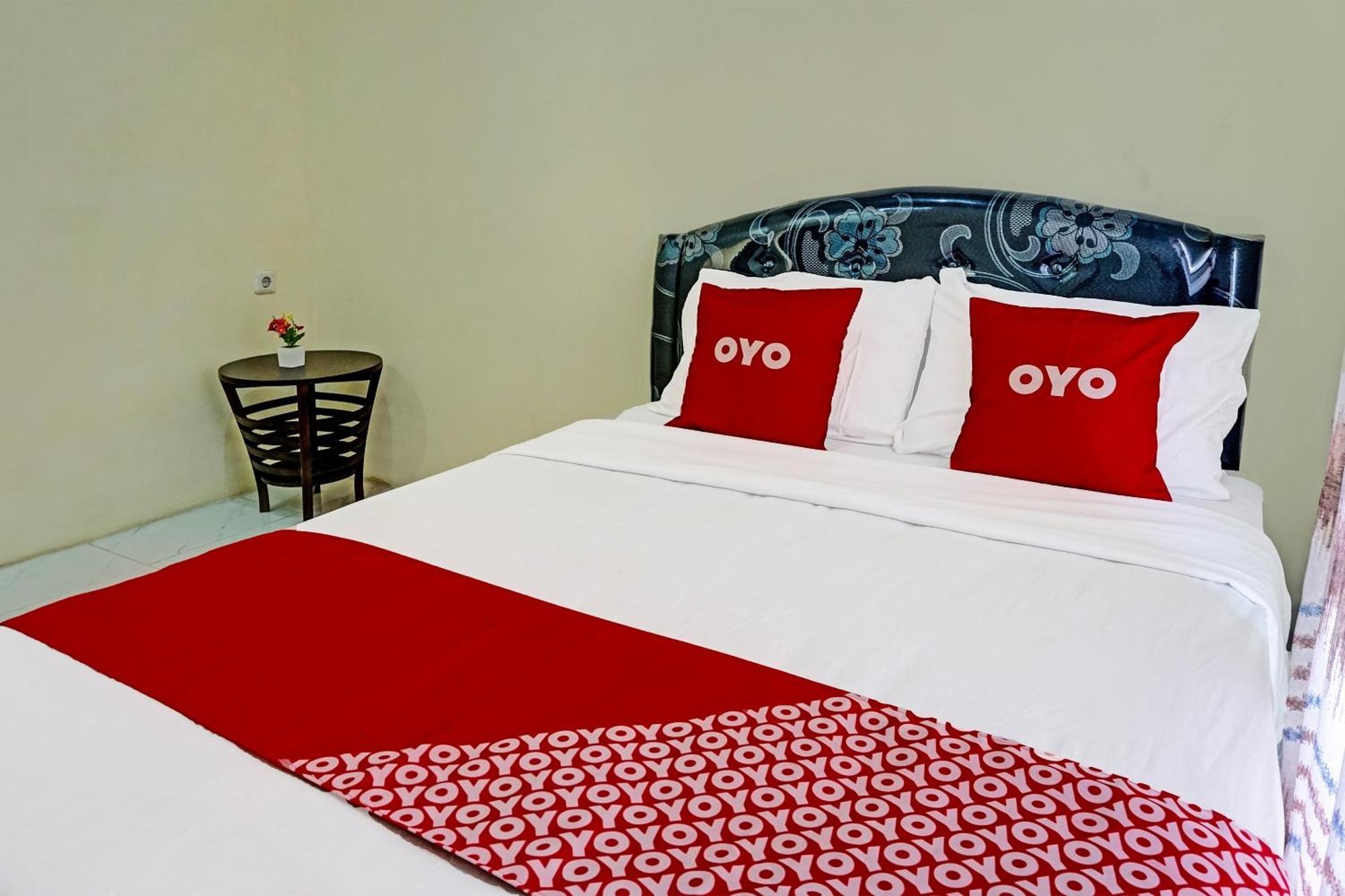 Oyo 91707 Jannah Homestay Syariah Dau Exteriör bild
